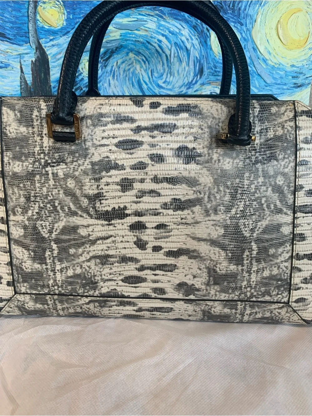 MCM Limited Edition Satchel. EUC - Picture 2 of 12